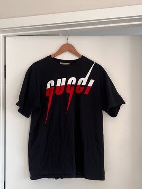 Gucci Black Logo Graphic T-Shirt Red White Print Made in Italy Size L
